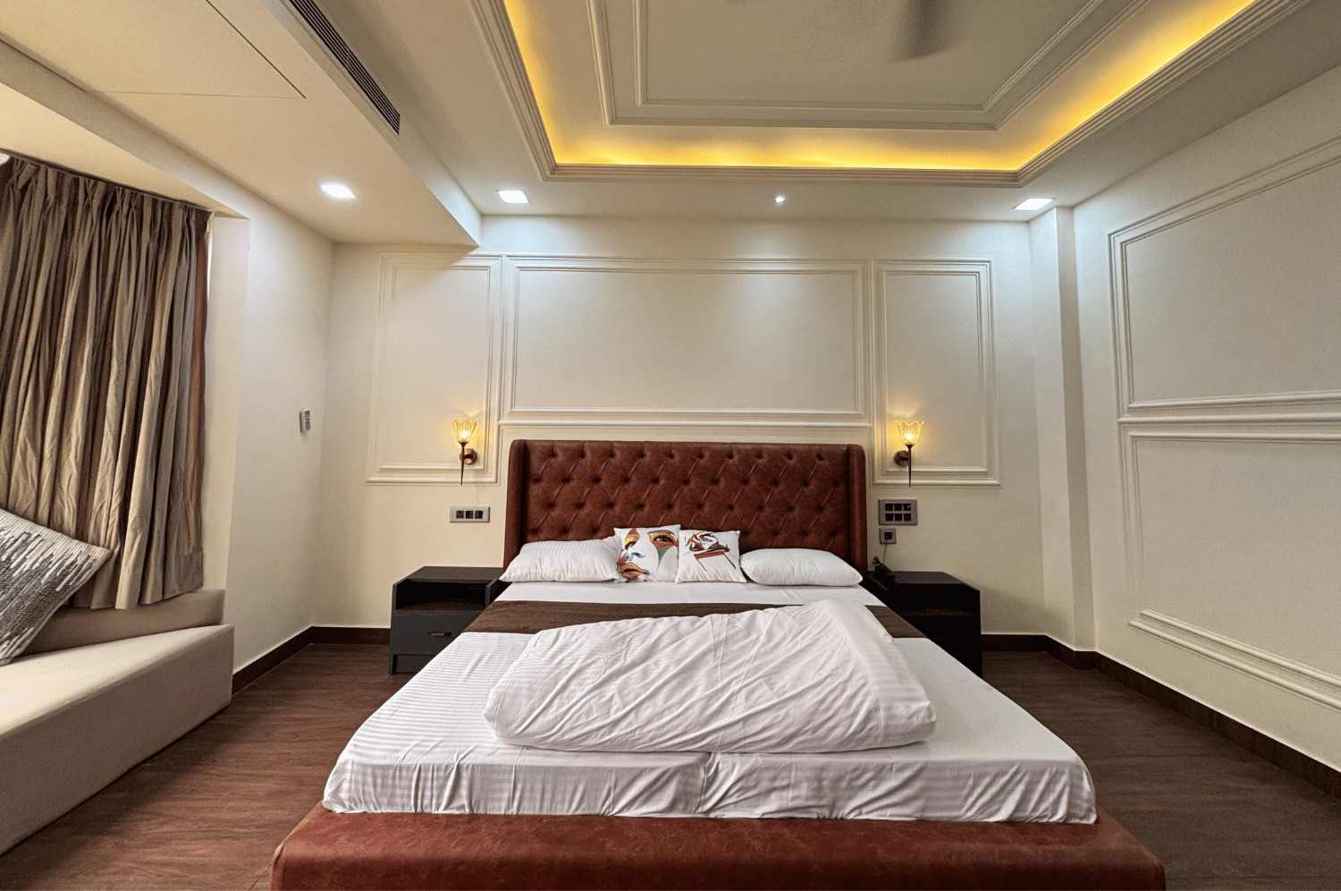 Room 04